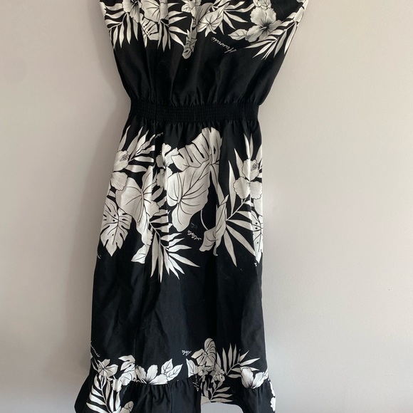 Strapless dress from Hawaii - Picture 2 of 3